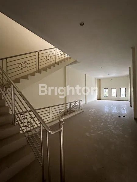 image RUKO DI AREA BISNIS UTAMA SOLO BARU DEKAT PAKUWON MALL (5)