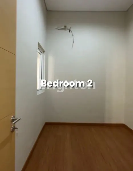 image RUMAH 1 LANTAI , KONDISI SANGAT BAGUS , TERAWAT , PERUM VILLA KALIJUDAN INDAH , SBY (5)