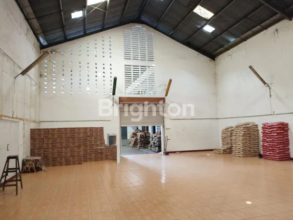 image RUKO ISTIMEWA DEKAT PASAR BESAR MADIUN (1)