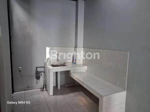 image RUMAH UNTUK USAHA / KANTOR DI TENGAH KOTA AREA TURISARI (4)
