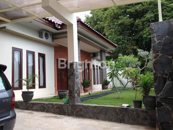 image RUMAH ELEGANT SATU LANTAI (1)