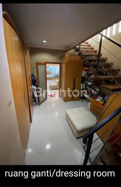 image RUMAH JELAMBAR FULL FURNISH SIAP HUNI JAKARTA BARAT  (5)