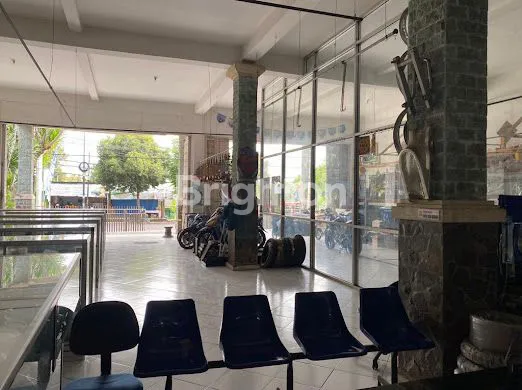 image RUKO GANDENG BEKAS SHOWROOM DI BULELENG - SINGARAJA (3)