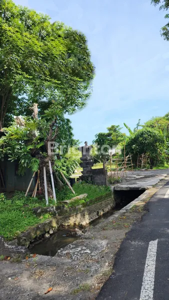 image TANAH DI KEROBOKAN-AREA KOMERSIL-0 JALAN RAYA-COCOK UNTUK RESTAURANT, GALERI, KANTOR, TEMPAT USAHA (1)