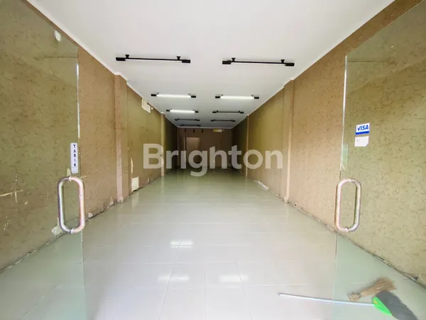 image RUKO 3 LANTAI DI IMAM BONJOL SQUARE-ONE GATE-PARKIRAN LUAS (2)