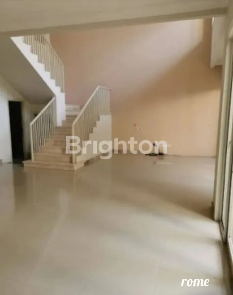 image RUMAH KLASIK 2 LANTAI, DI WISATA BUKIT MAS ROMA (4)