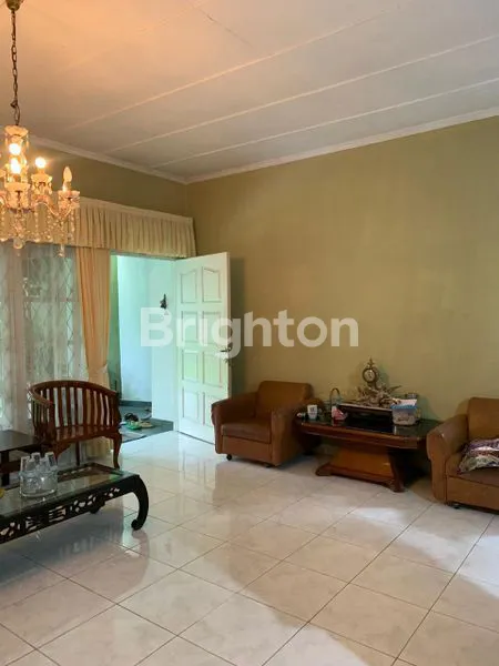 image RUMAH TEMPO DOELOE SANGAT NYAMAN DAN ASRI DI TENGAH KOTA (4)