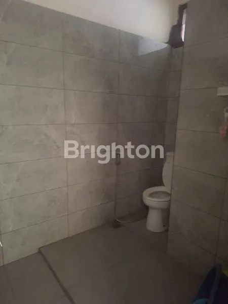 image RUMAH 2 LANTAI FULL FURNISHED + AC DI JAJAR FAJAR INDAH SOLO (8)