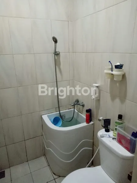 image RUMAH SANGAT TERAWAT 2 LANTAI DI BSD SEKTOR 1.3 (8)