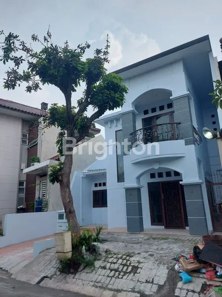 image RUMAH MEWAH 2 LANTAI SEMI FURNISHED DI SEMARANG BARAT (2)