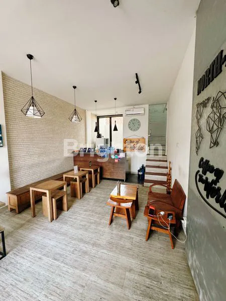 image RUKO BARU RENOVASI SEPERTI BARU POSISI STRATEGIS DI YEH AYE RENON (2)