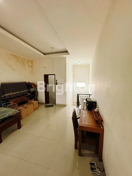 image RUKO BARU RENOVASI SEPERTI BARU POSISI STRATEGIS DI YEH AYE RENON (5)