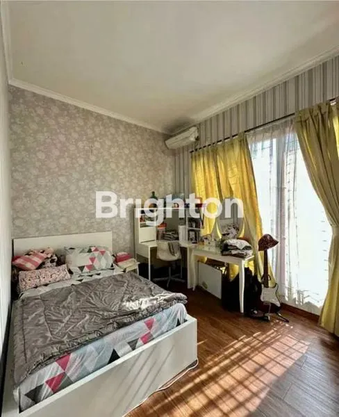 image RUMAH BINTARO JAYA SEKTOR , JAKARTA SELATAN (7)