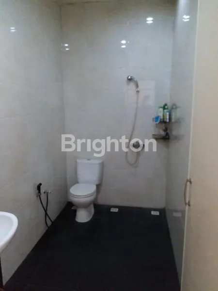 image RUMAH 3 LANTAI TAMAN PALEM LESTARI FULL FURNISHED, CENGKARENG JAKARTA BARAT (8)