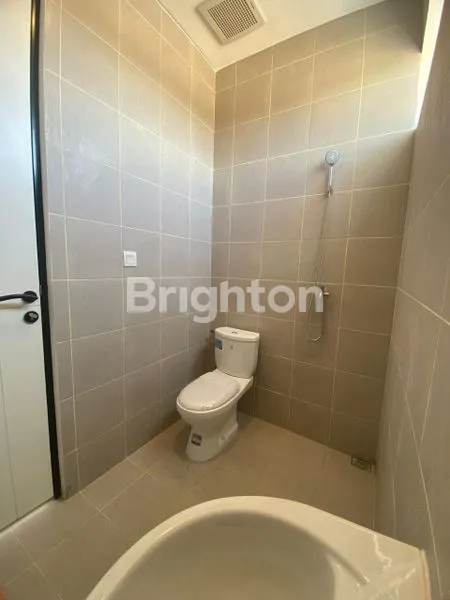 image RUMAH 2 LANTAI (6)