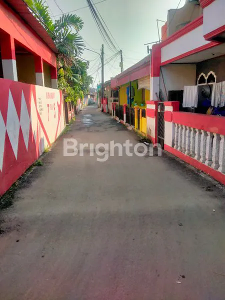 image RUMAH  2 LANTAI SIAP HUNI (1)