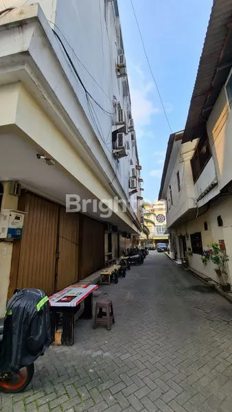 image RUKAN 4 LANTAI LOKASI STRATEGIS SOEPOMO TEBET (8)