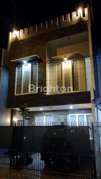 image RUMAH 3 LANTAI TAMAN PALEM LESTARI FULL FURNISHED, CENGKARENG JAKARTA BARAT (1)