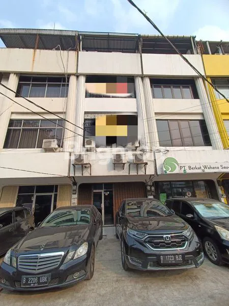 image RUKO PINGGIR JALAN BESAR, TOMANG, JAKARTA BARAT (1)