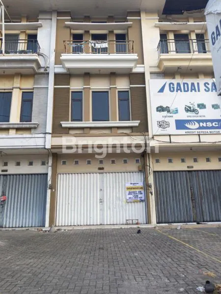 MAJAPAHIT RUKO 3 LT BAGUS SIAP PAKAI STRATEGIS JALAN PROTOKOL SEMARANG TIMUR