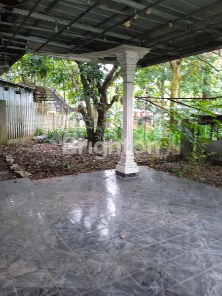 image SANGAT MURAH.... RUMAH DENGAN HALAMAN LUAS DI HOOK, LOKASI RING SATU DI KOTA BOGOR (6)