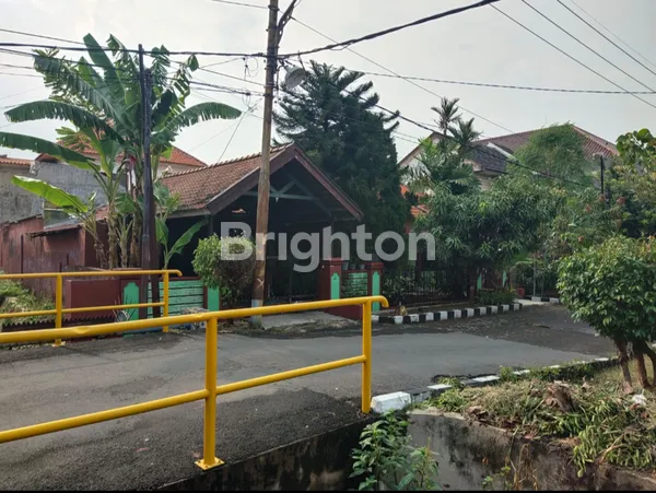 image RUMAH RUNGKUT HARAPAN, LOKASI DI JALAN UTAMA PERUMAHAN (JALAN KEMBAR) (1)