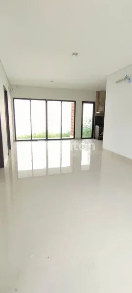 image MASIH BARU, NYAMAN UNTUK TINGGAL CLUSTER EMILY ELSA SUMMARECON BANDUNG (2)