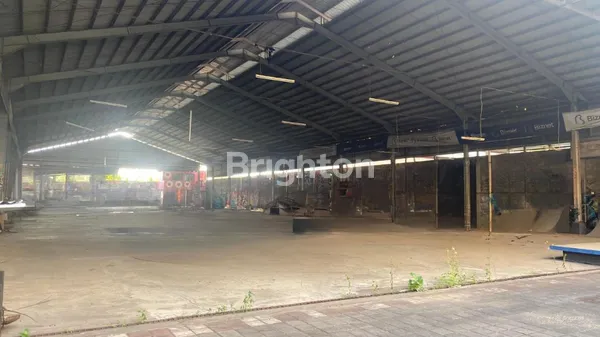 image GEDUNG DI SUNSET ROAD - LOKASI SANGAT BAGUS - HALAMAN LUAS - BONUS GUDANG (4)