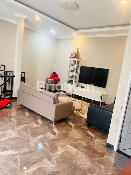 image RUMAH DUA LANTAI DI CASTARICA (6)