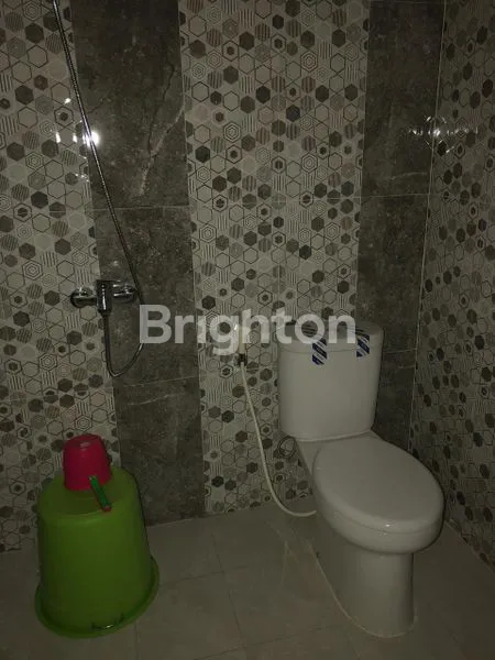 image RUMAH MODERN MINIMALIS 2 LANTAI  (7)