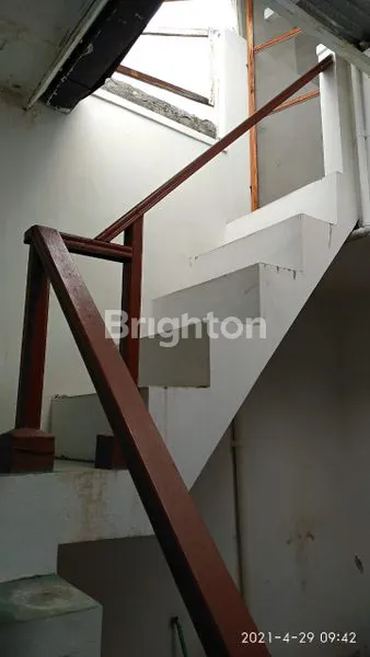 image RUMAH TERAWAT  DAN SIAP HUNI DI SOLO BARU (5)