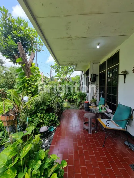 image RUMAH HITUNG TANAH, LOKASI STRATEGIS JL PANJANG JIWO SURABAYA (4)