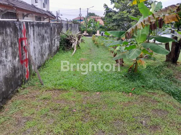 image RUMAH STRATEGIS COCOK UNTUK TEMPAT USAHA ATAU KOS KOSTDIKELILINGI: BANK BCA PUSAT, KANTOR PEMERINTAHAN DAN SWASTA, POLTEK UNSRI, PUSAT  KULINER, MALL PALEMBANG ICON, PALEMBANG SQUER, RUMAH SAKIT BUNDA (7)