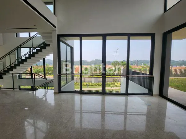 image RUMAH CLUSTER LYNDON SIAP HUNI POSISI HOEK NAVAPARK BSD TANGERANG  (5)