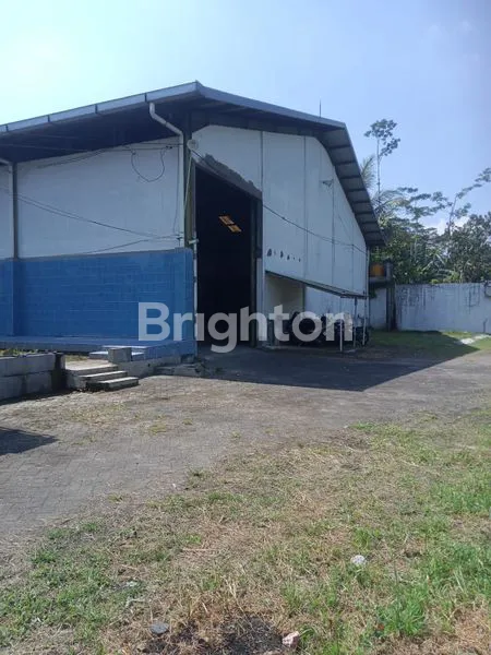 image GUDANG + TANAH LUAS  DI PAKISAJI MALANG (1)