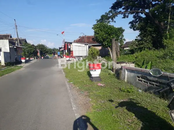 image TANAH PEKARANGAN LUAS DI SUKOHARJO KOTA (2)