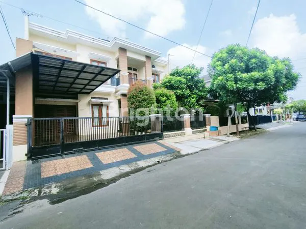 RUMAH HUNIAN YANG CANTIK DI BEKASI BARAT