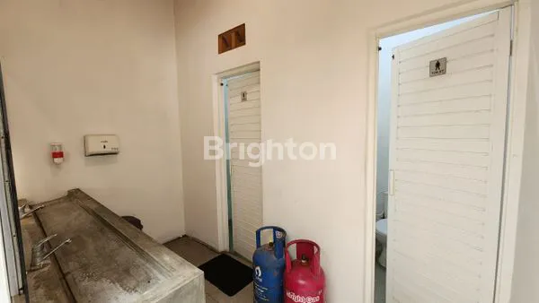 image RUKO EX CAFE, SIAP PAKAI, STRATEGIS , DI JALAN SLAMET RIYADI SOLO (6)