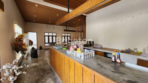 image RUKO EX CAFE, SIAP PAKAI, STRATEGIS , DI JALAN SLAMET RIYADI SOLO (7)