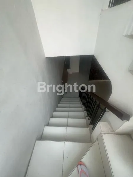 image RUMAH ICON ETERNITY BSD  (8)