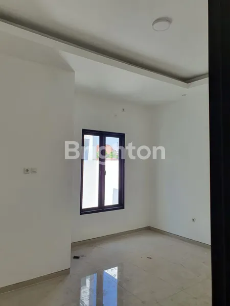 image RUMAH BARU 2 LANTAI MINIMALIS NIRWANA EKSEKUTIF DEKAT CLUBHOUSE, MERR, RUNGKUT, BARUK, AKSES TOL (2)