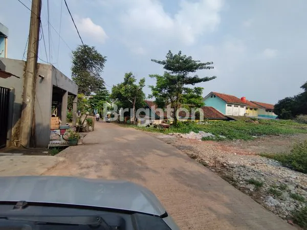 image TANAH KAVLING COUNTOUR TINGGI COCOK GUDANG DAN PABRIK DI CIANGSANA (3)