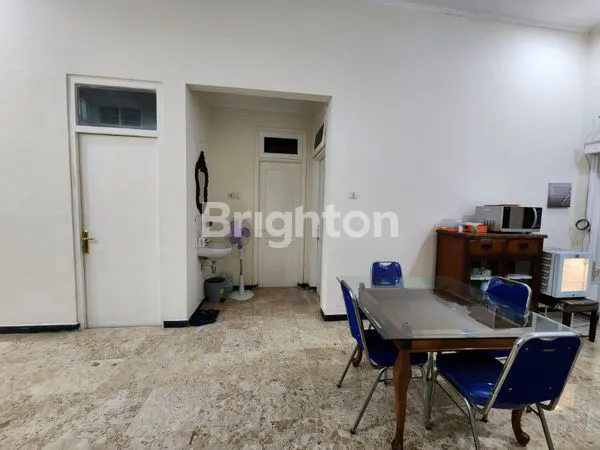 image RUMAH SIAP HUNI HANYA SELANGKAH KE GWALK CITRALAND UTAMA TAMAN GAPURA, LOKASI BAGUS DI JALAN UTAMA CLUSTER TAMAN GAPURA, ROW JALAN 3 MOBIL LOS (3)