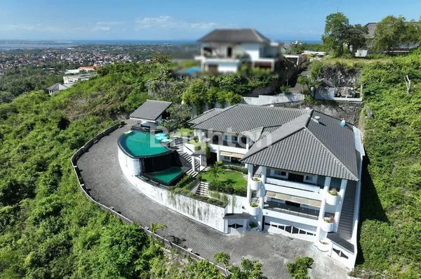 PANORAMIC BEACH VIEW VILLA