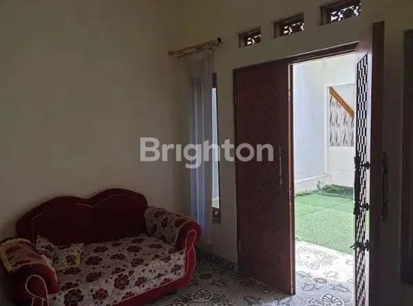 image RUMAH 3 LANTAI ADA KOLAM RENANG DAN HALAMAN YANG LUAS DI CILENDEK BARAT BOGOR (2)