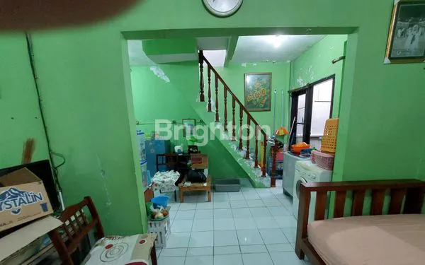 image RUMAH DI LOKASI STRATEGIS DEPAN TAMAN DENGAN UDARA YANG SEGAR, NYAMAN DAN AKSES MUDAH (5)