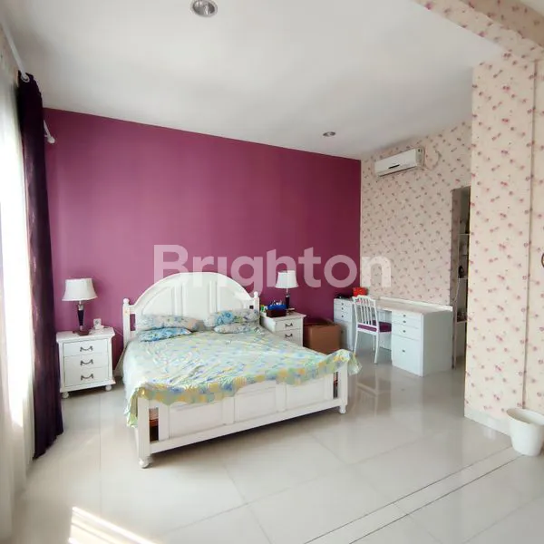 image RUMAH KELAPA DUA KOMPLEK MIGAS 20 DESIGN ARTISTIK KEBON JERUK JAKARTA BARAT (5)