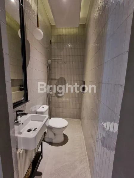 image RUMAH BARU MANSION NINE TAHAP 3 DI LAKARSANTRI, SURABAYA BARAT (8)