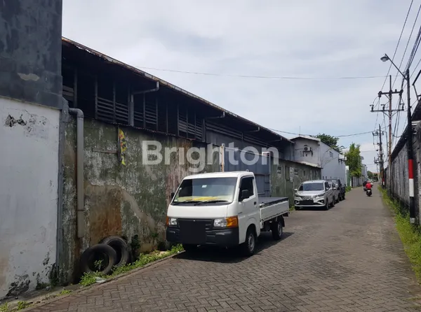 image GUDANG SIAP PAKAI DI JALAN LEBAK TIMUR INDAH SURABAYA TIMUR LOKASI STRATEGIS (2)