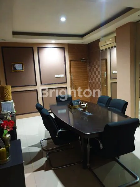 image RUKO 3 LANTAI SIAP PAKAI DI TENGAH KOTA SIDOARJO (1)